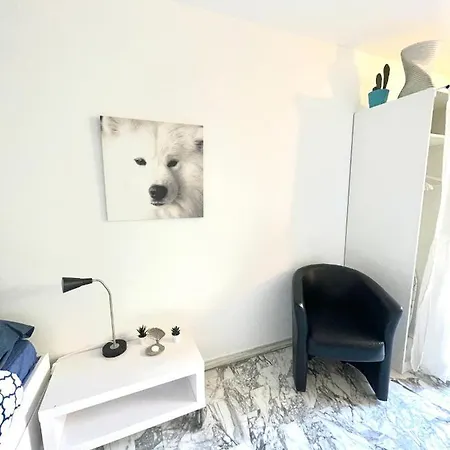 Emnice Apartment